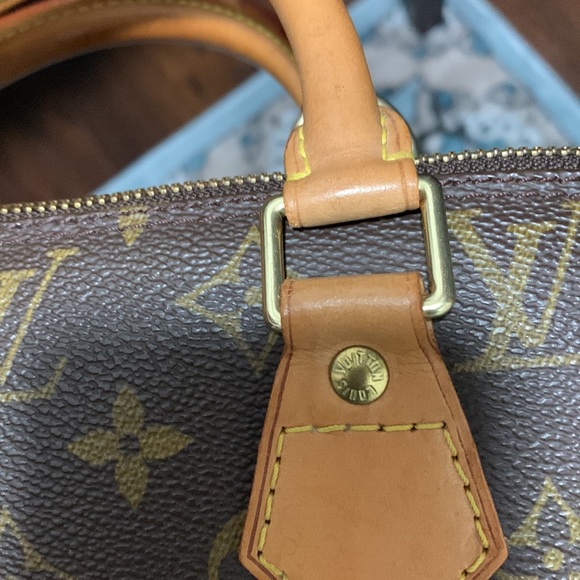 ❤️Authentic Luis Vuitton Alma PM❤️ - Picture 3 of 16